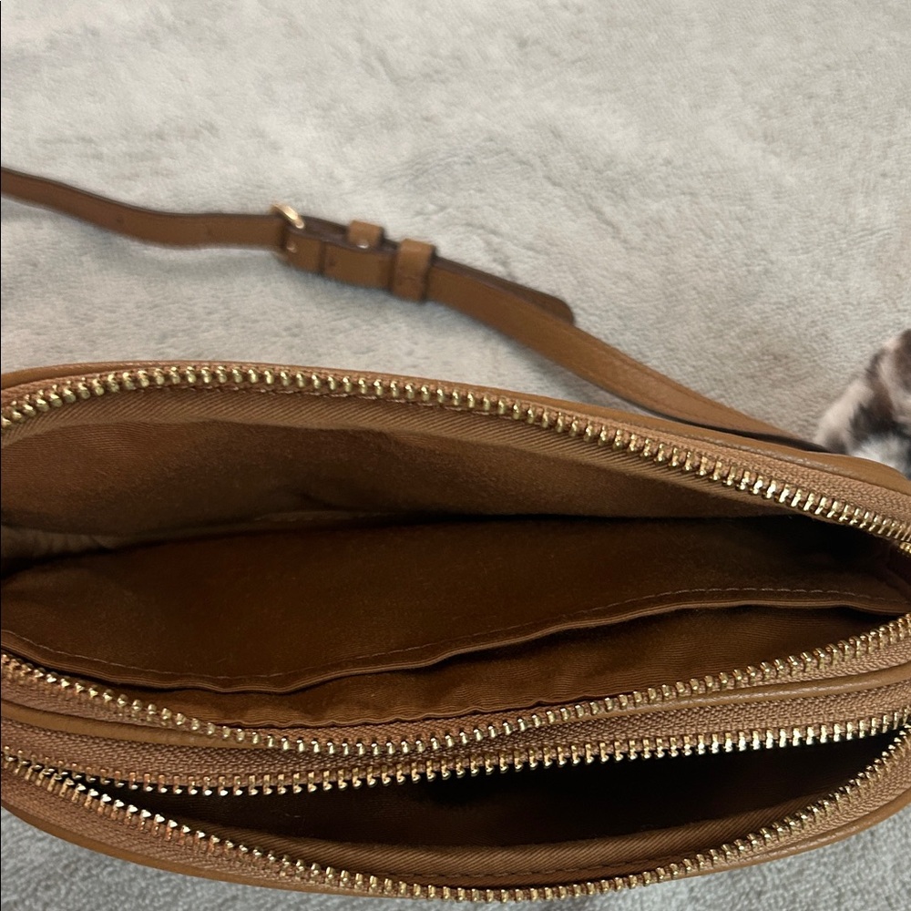 Coach Tan Pebbled Leather Crossbody Bag with Heart Charm - Picture 6 of 11